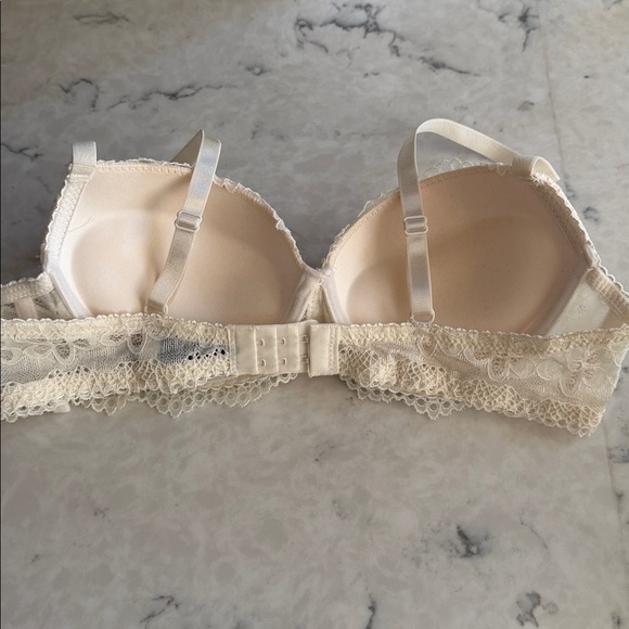 Elegant Lace Bra Set - Cream, Brown, Pink NWT - Picture 2 of 2